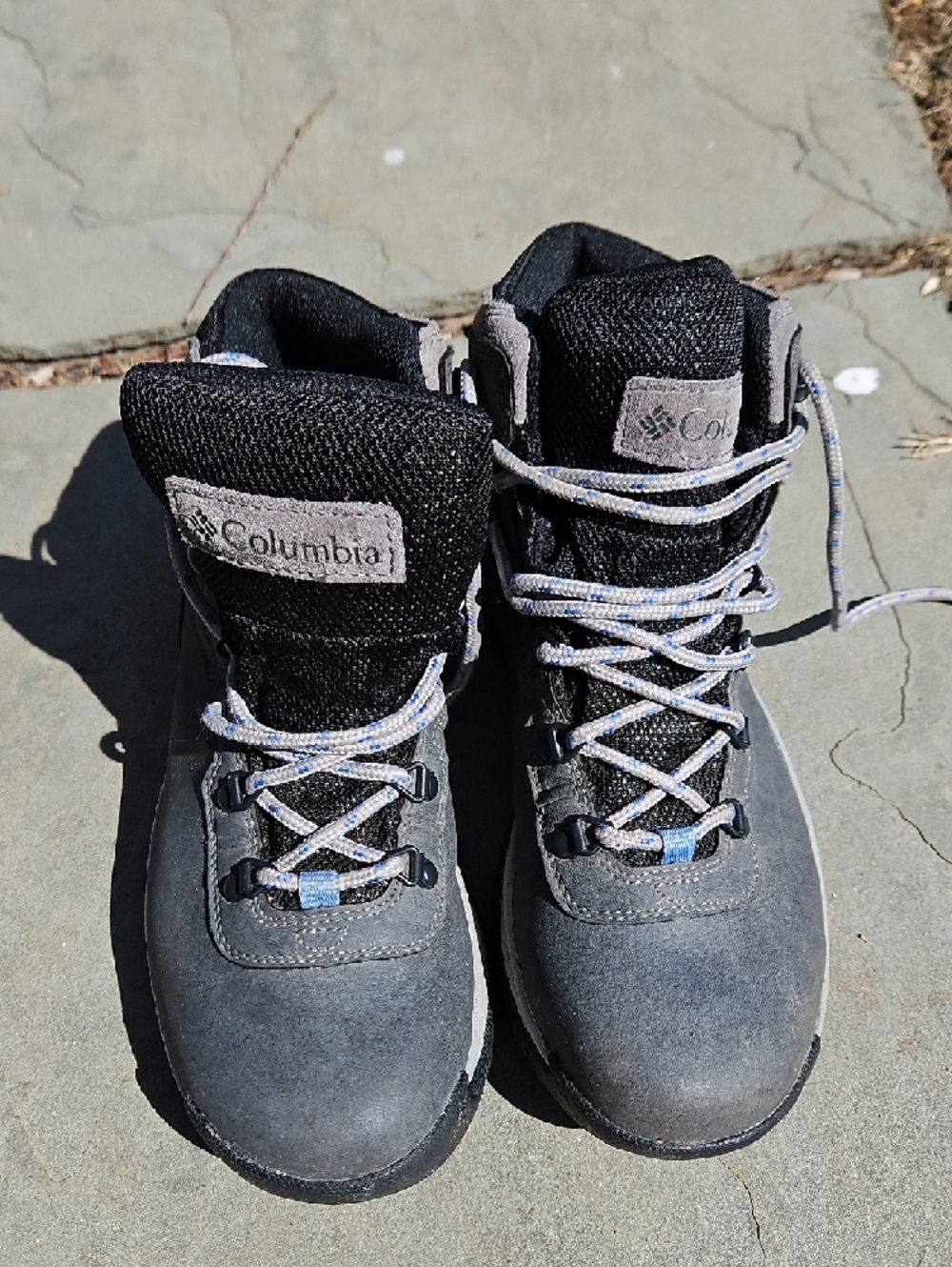 Columbia Gray Newton Ridge Plus Hiking Boots - Picture 2 of 5